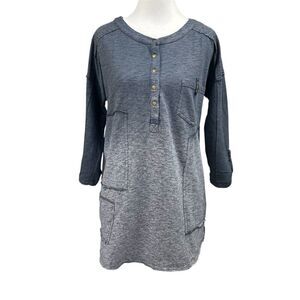 Gilded Intent Blue Dip Dyed Henely Top Sz S
